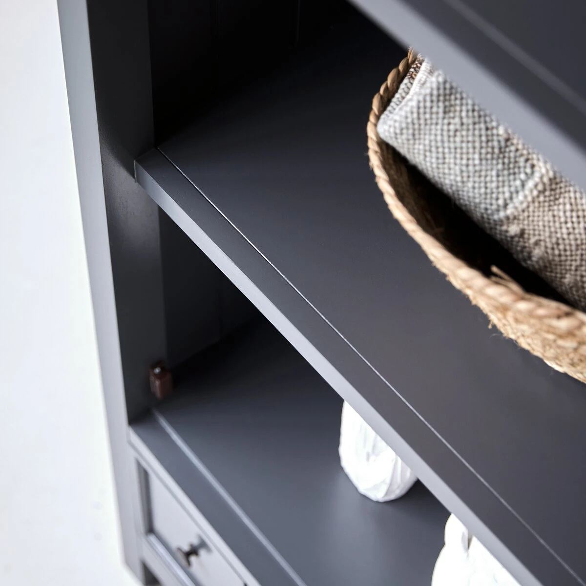 Masha - Armoire En Acajou – Image 3