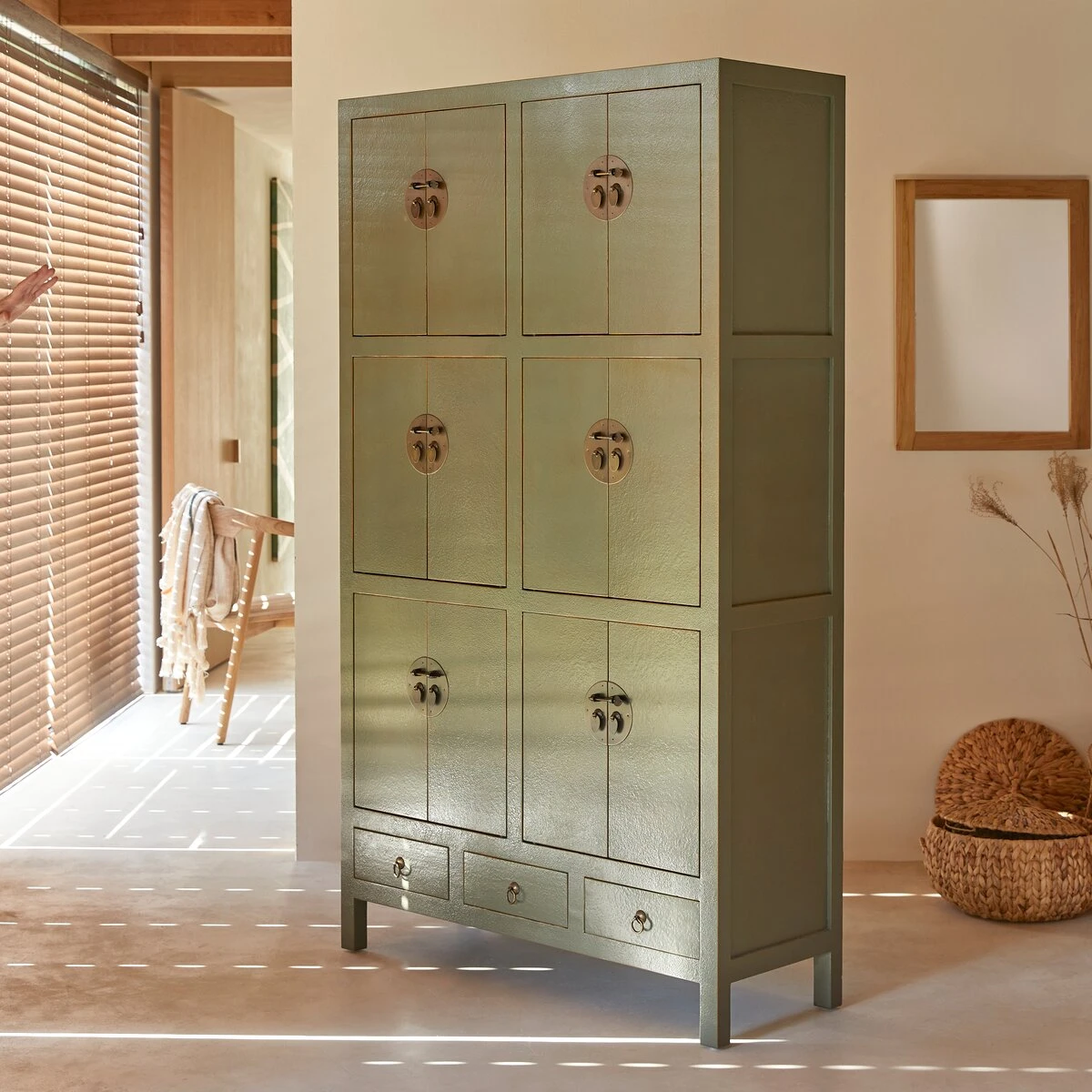 Qing - Armoire En Pin – Image 3