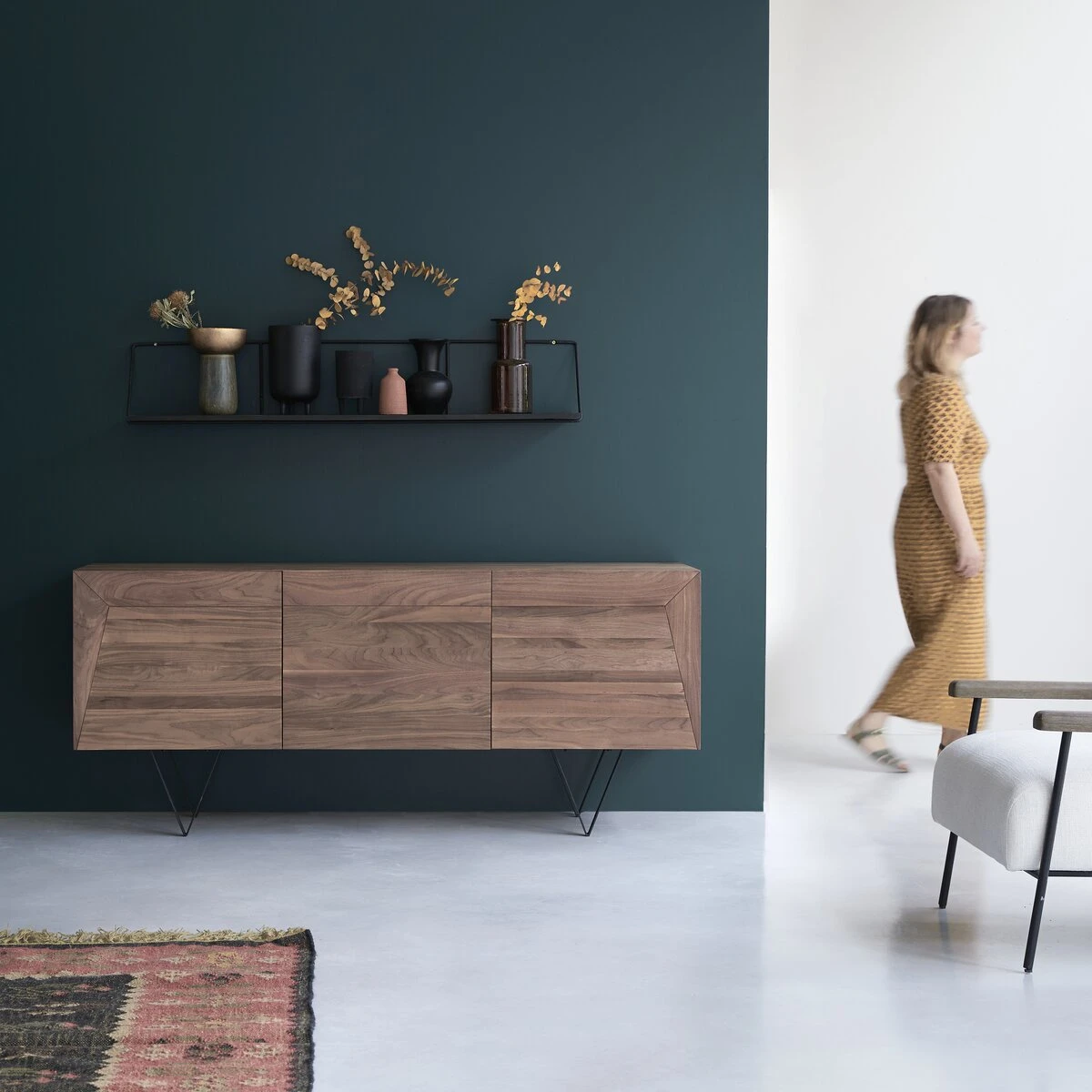 Metric - Buffet En Noyer Massif 175 Cm