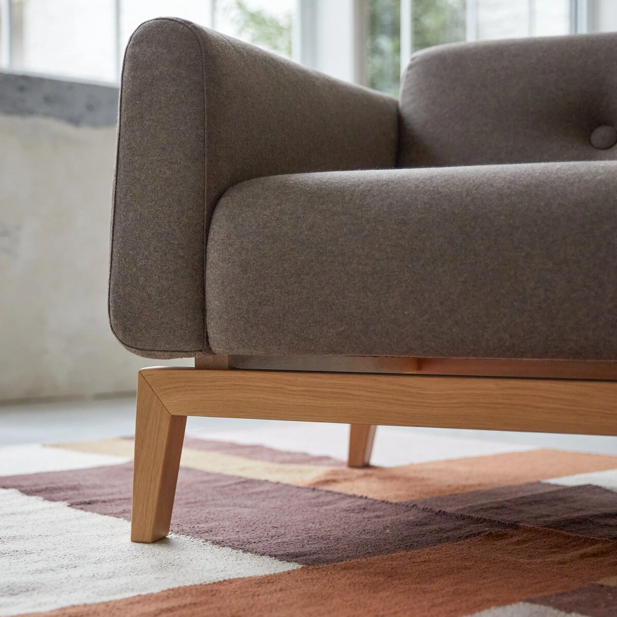 Bjorn - Canapé En Chêne Massif Et Tissu Marron 2 Places – Image 7