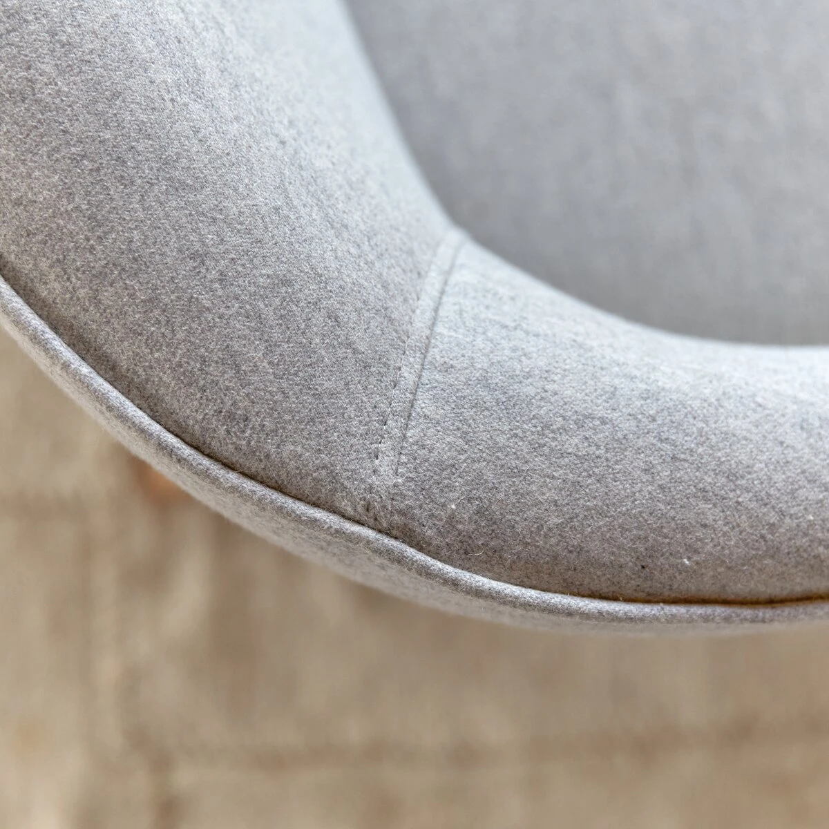 Hoya - Canapé En Chêne Massif Et Et Tissu Gris 2 Places – Image 2