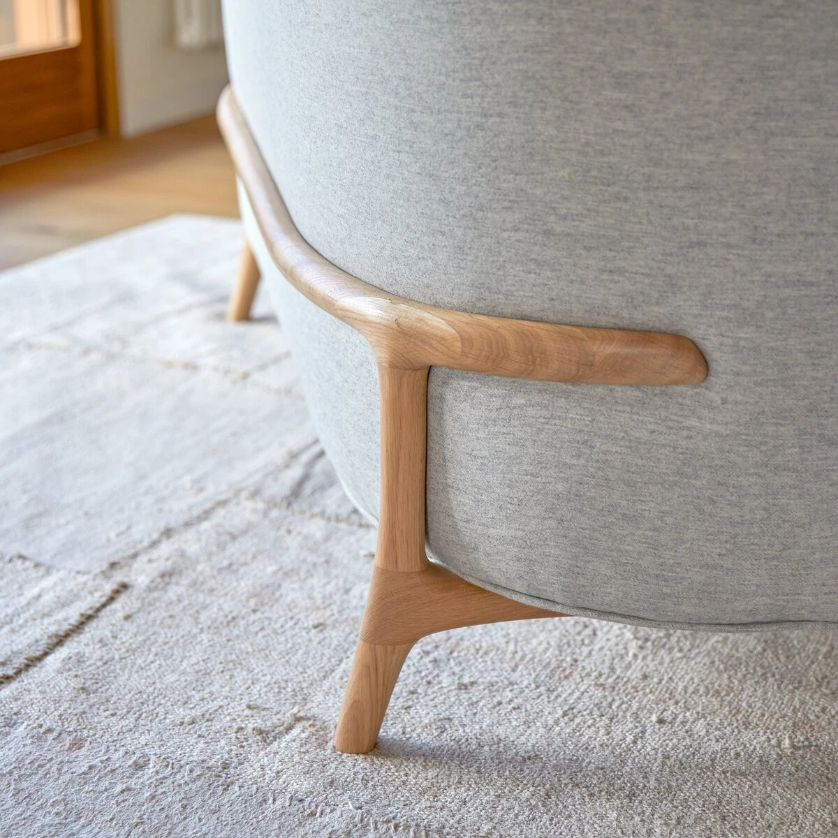 Hoya - Canapé En Chêne Massif Et Et Tissu Gris 2 Places – Image 7