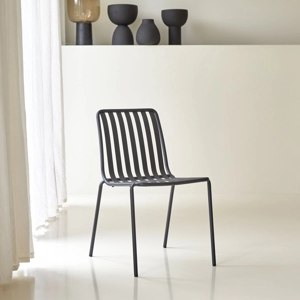Gaby - Chaise En Métal Black – Image 4