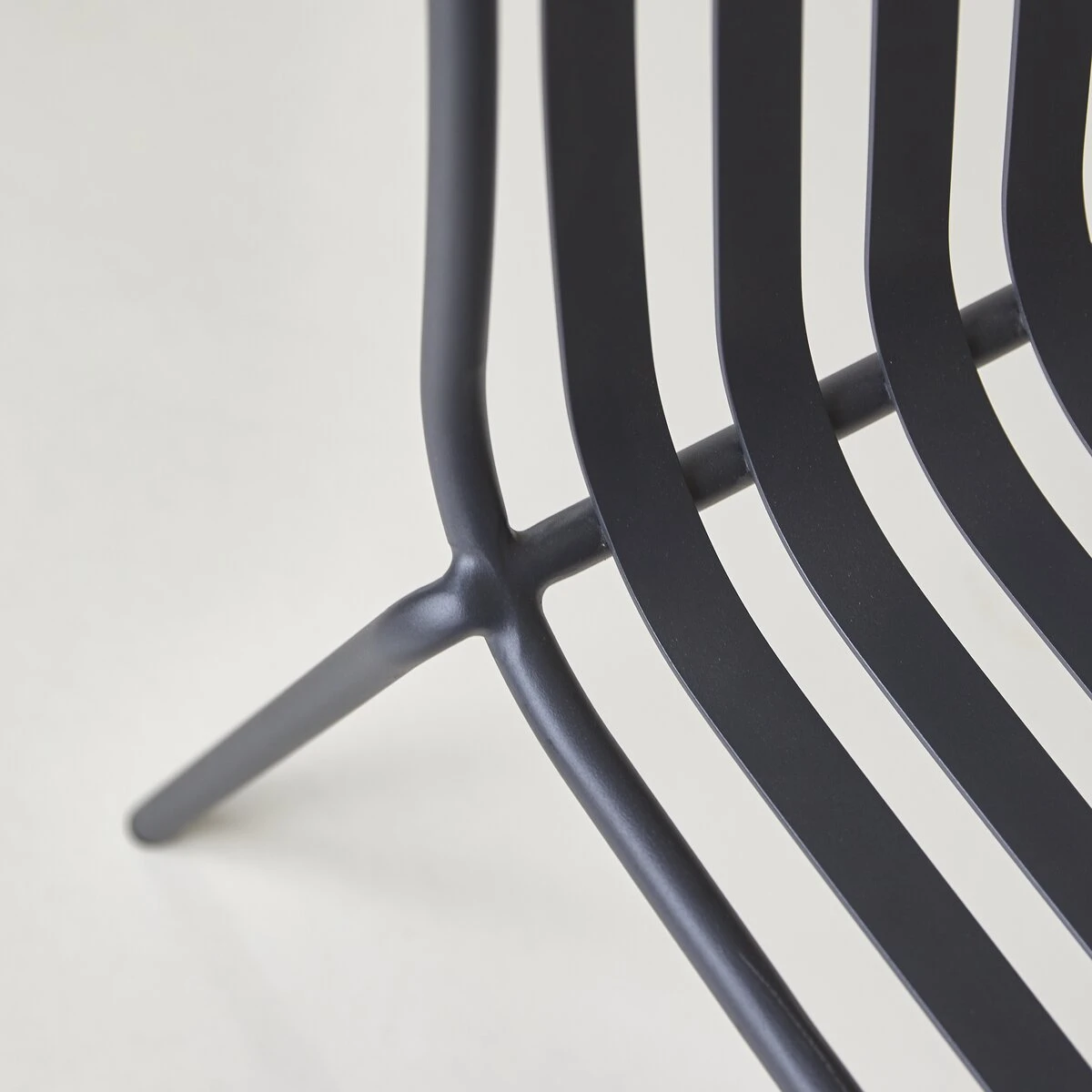 Gaby - Chaise En Métal Black – Image 5