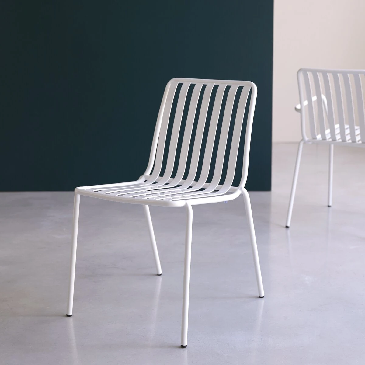 Gaby - Chaise En Métal White – Image 4