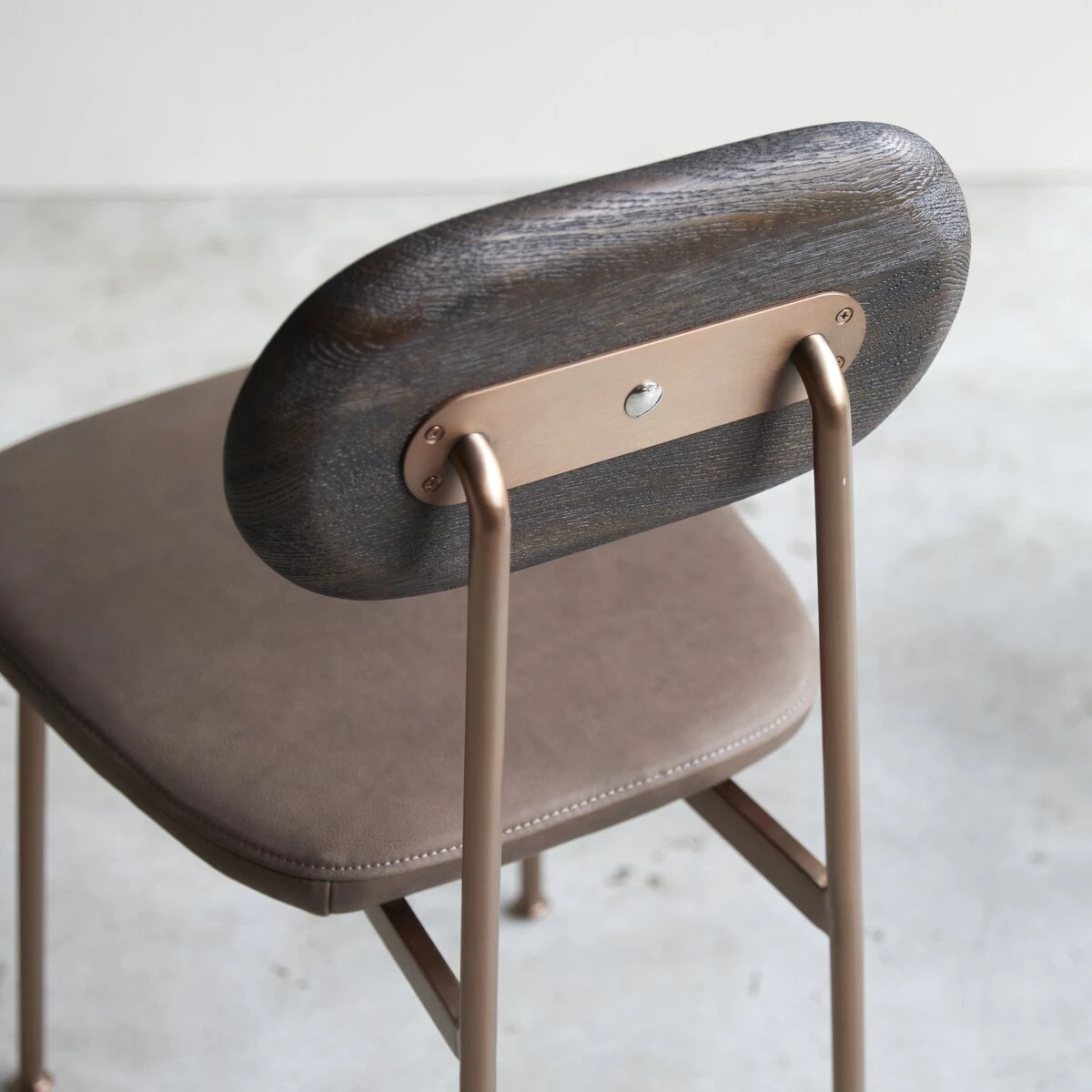 Yutapi - Chaise Mohawk Choco En ChĂȘne Massif â Image 5