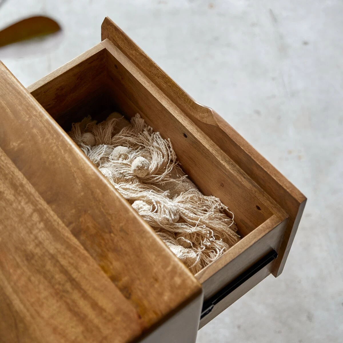 Gabrielle - Commode De Rangement En Manguier Massif – Image 6