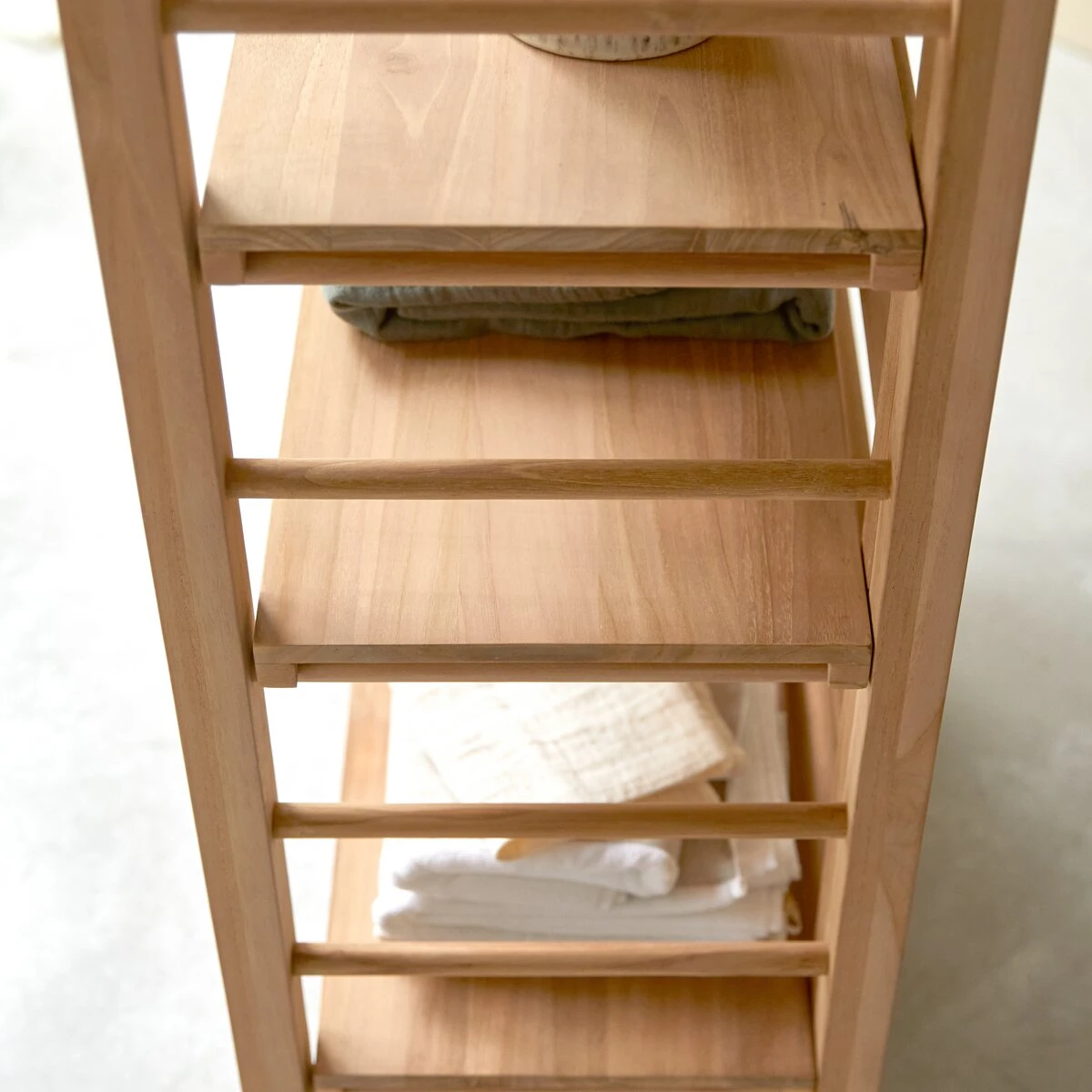 Sera - Etagère Basse En Teck Massif – Image 5