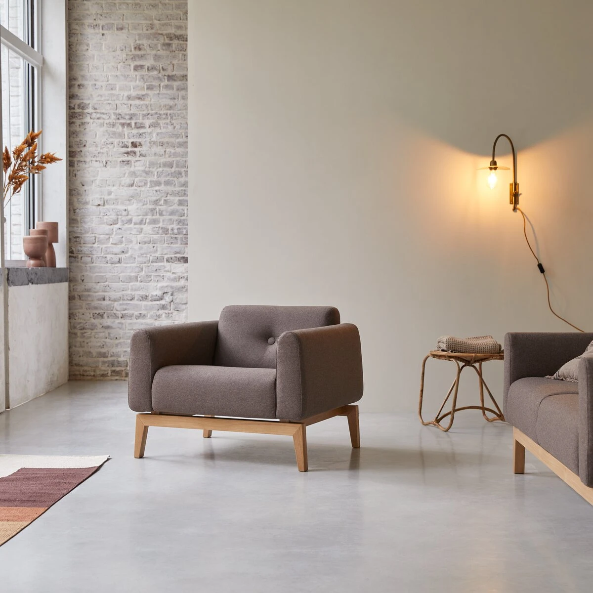 Bjorn - Fauteuil En ChĂȘne Massif Et Tissu Marron