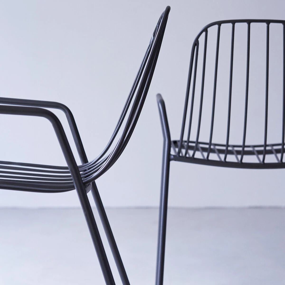 Arty - Fauteuil En Métal Dark Grey – Image 2