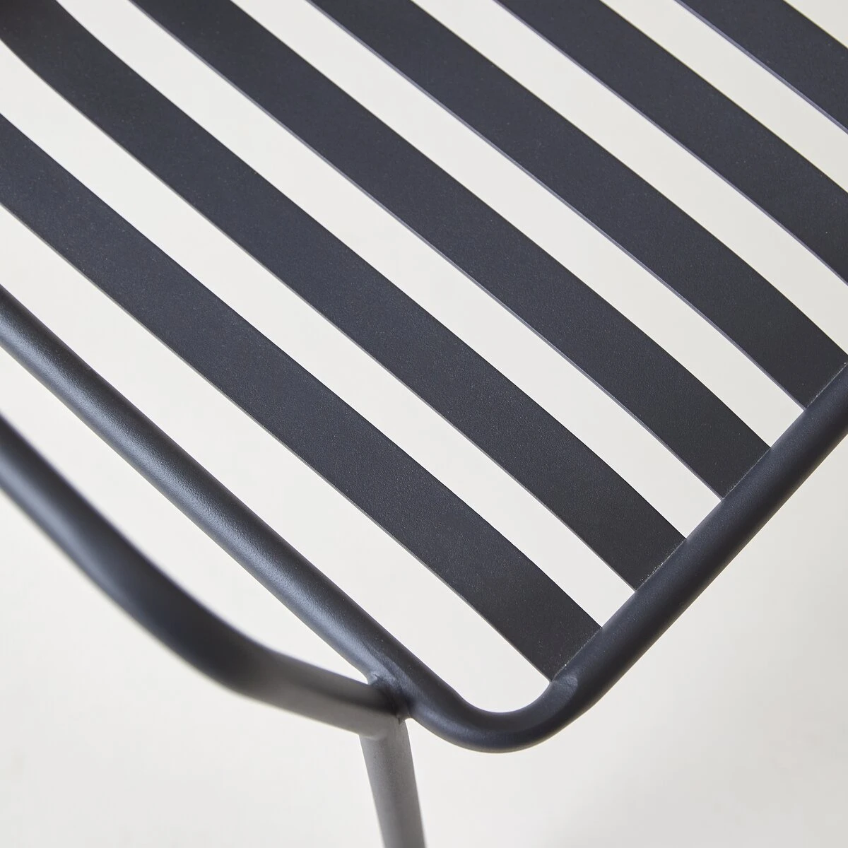 Gaby - Fauteuil En Métal Black – Image 4