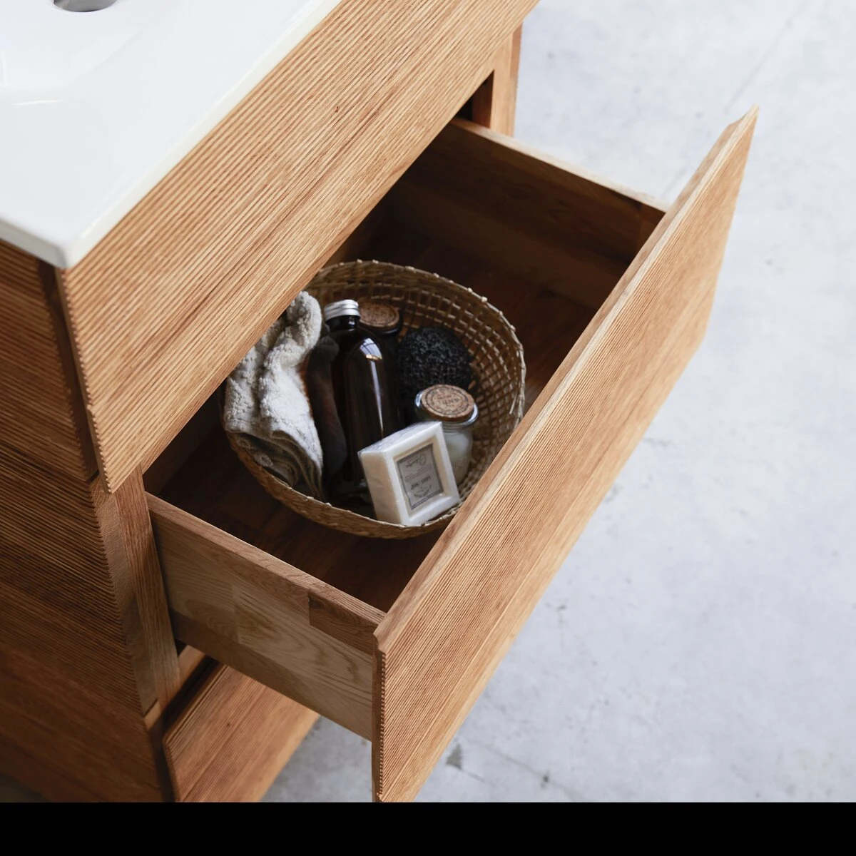 Karl - Meuble Salle De Bain En Chêne Massif Et Céramique 60 Cm – Image 5
