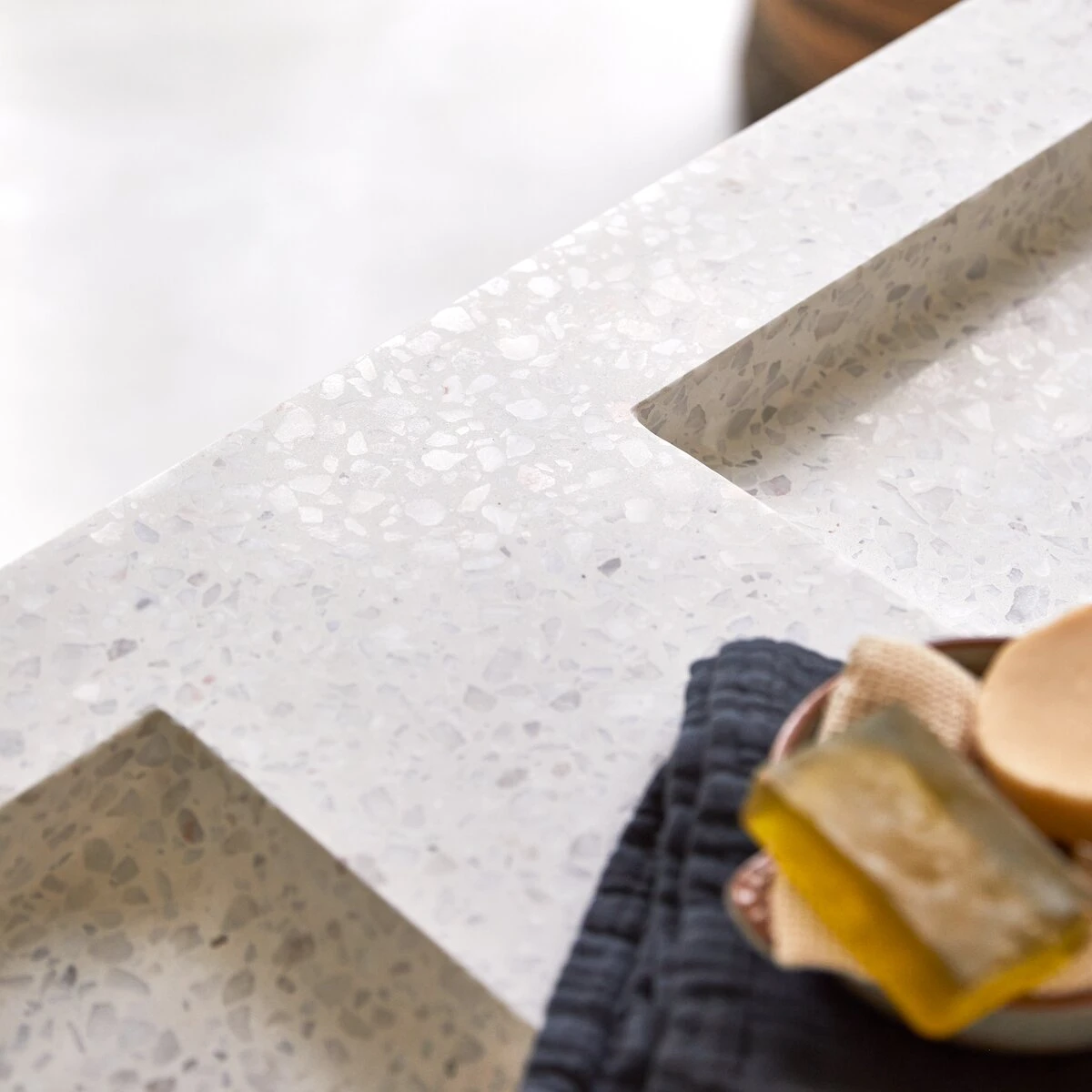 Nova - Meuble Salle De Bain En ChĂȘne Massif Et Terrazzo Premium Moon 120 Cm â Image 5