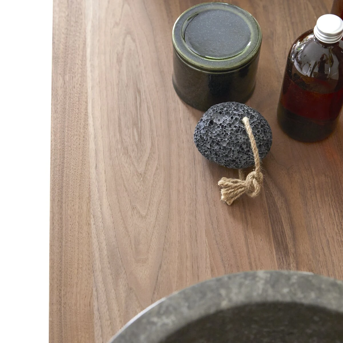 Jonà k - Meuble Sous Vasque En Noyer Massif 145 Cm – Image 3