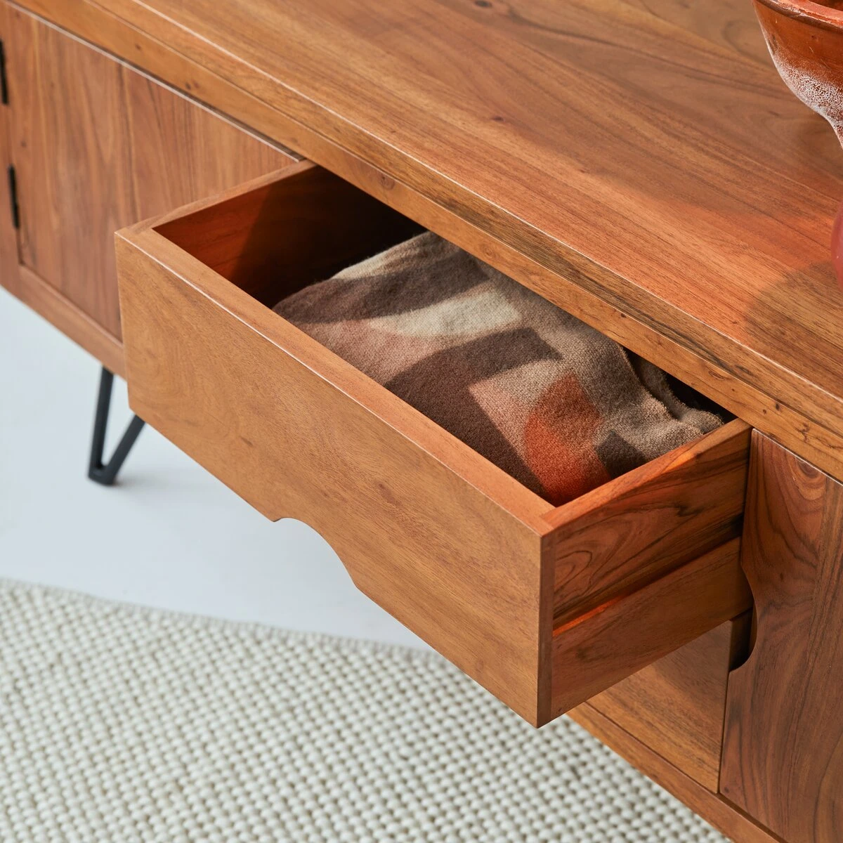 Bonnie - Meuble TV En Acacia Massif 150 Cm – Image 5