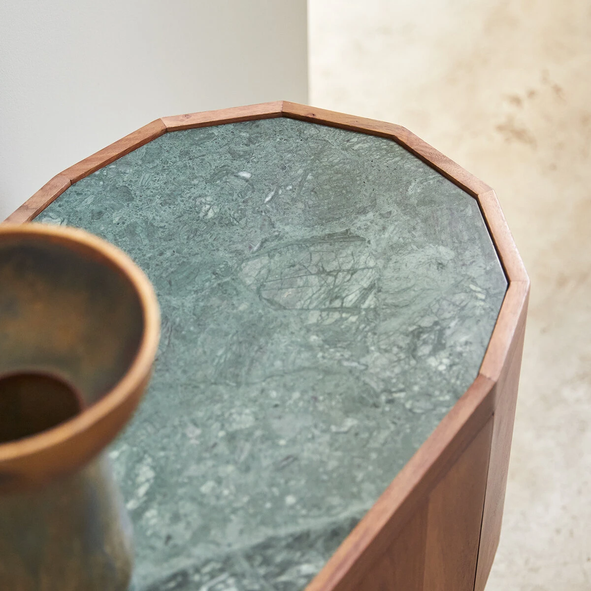 Jade - Meuble TV En Palissandre Massif Et Marbre 130 Cm – Image 2