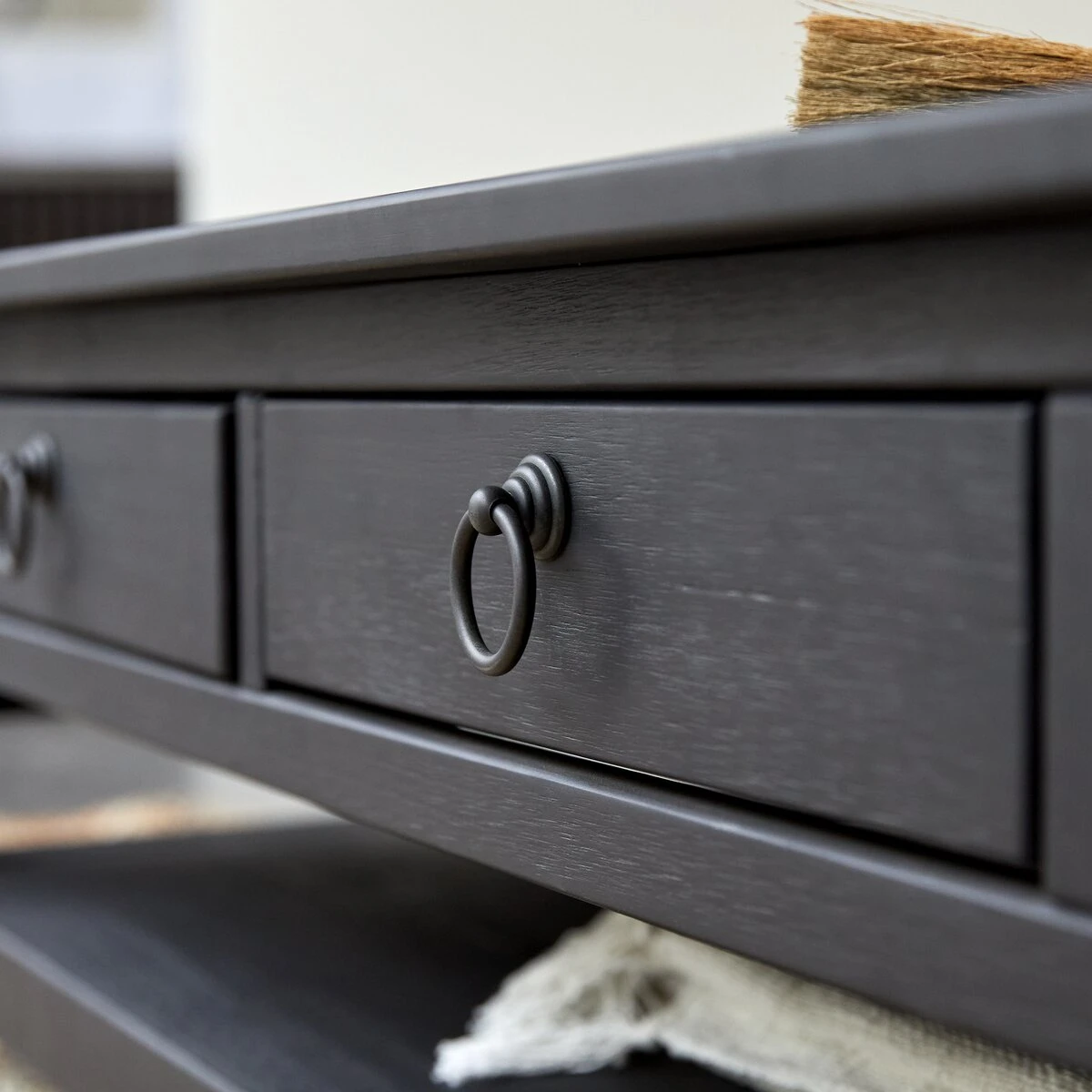 Thaki Black - Table Basse En Pin Massif – Image 3