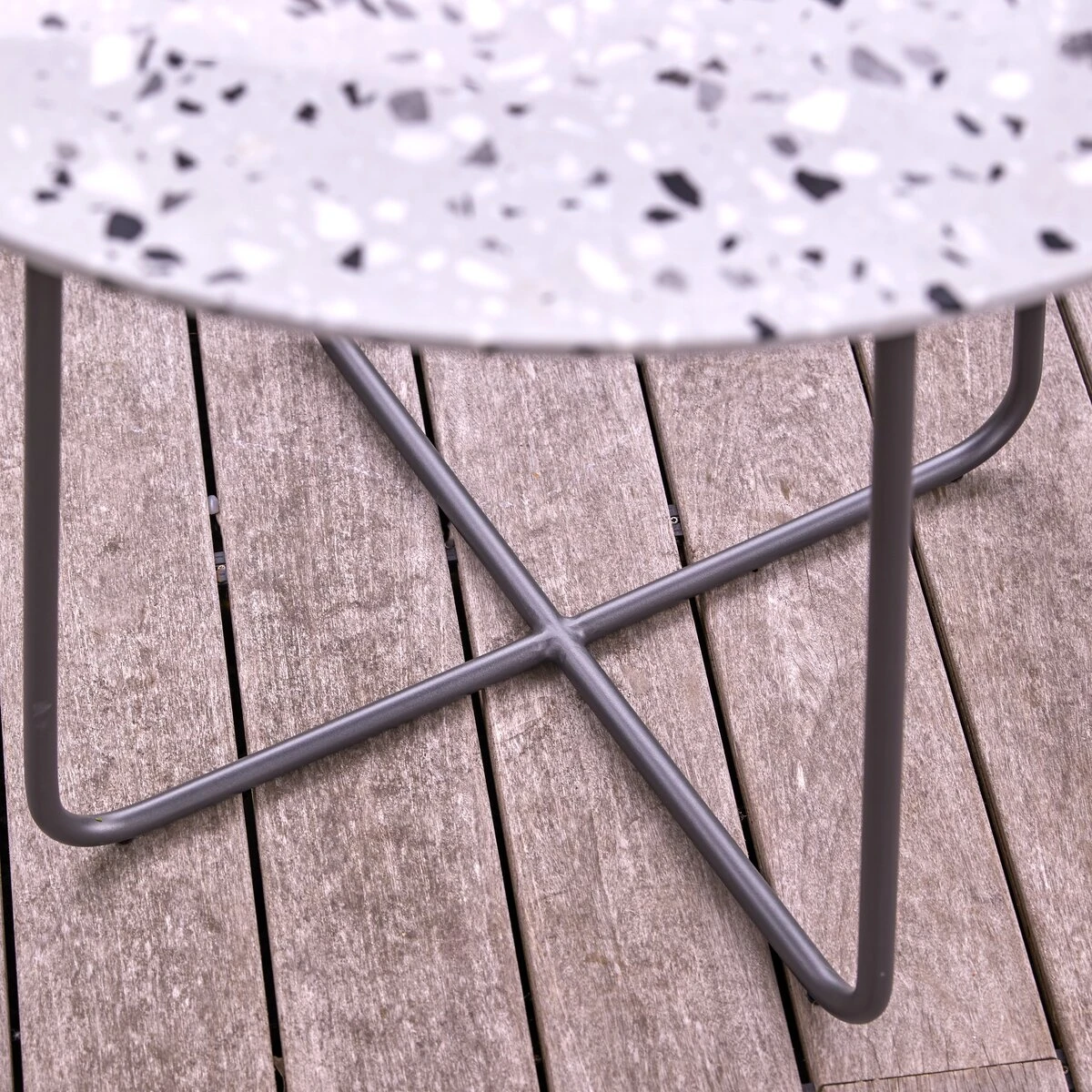 Elio - Table De Jardin Ronde En Terrazzo Premium Et Métal Grey 4 Pers. – Image 5