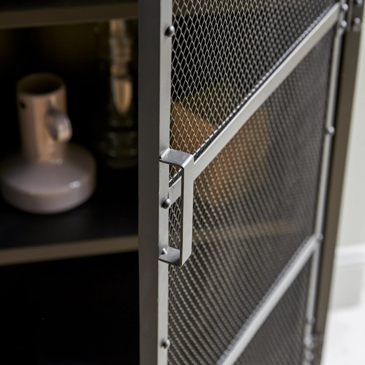 Alma - Vaisselier Grillagé En Métal – Image 5