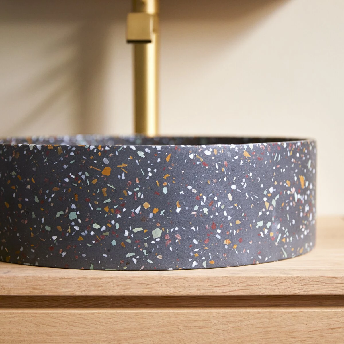 Gina - Vasque Ronde En Terrazzo Confetti – Image 2